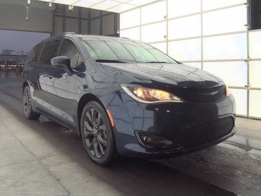 Chrysler Pacifica  2019