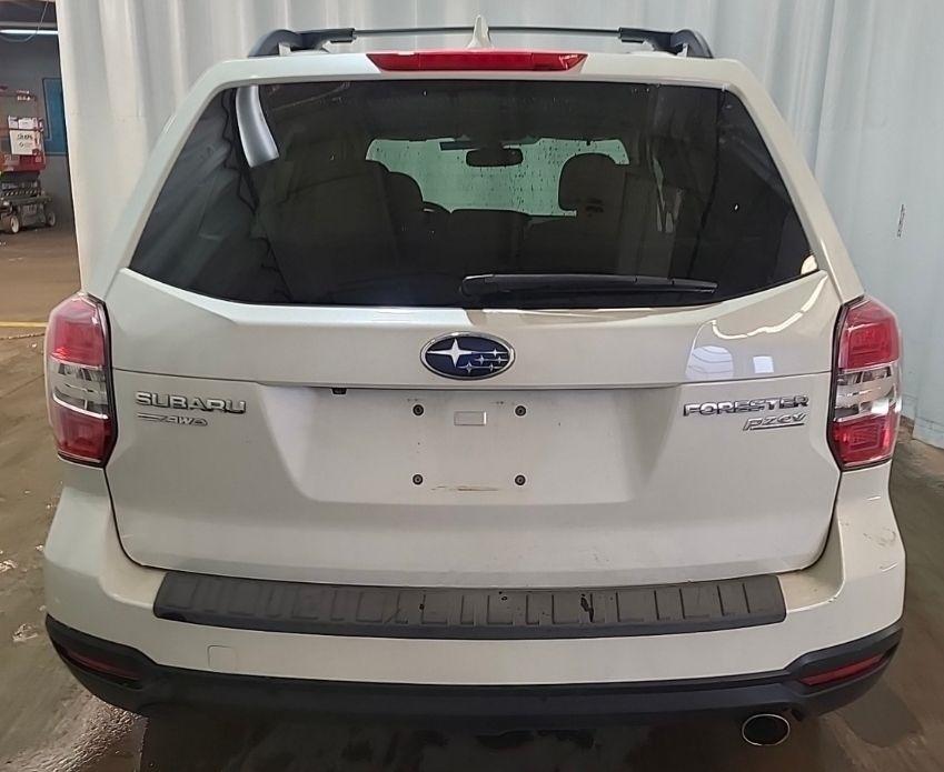 Subaru Forester  2016