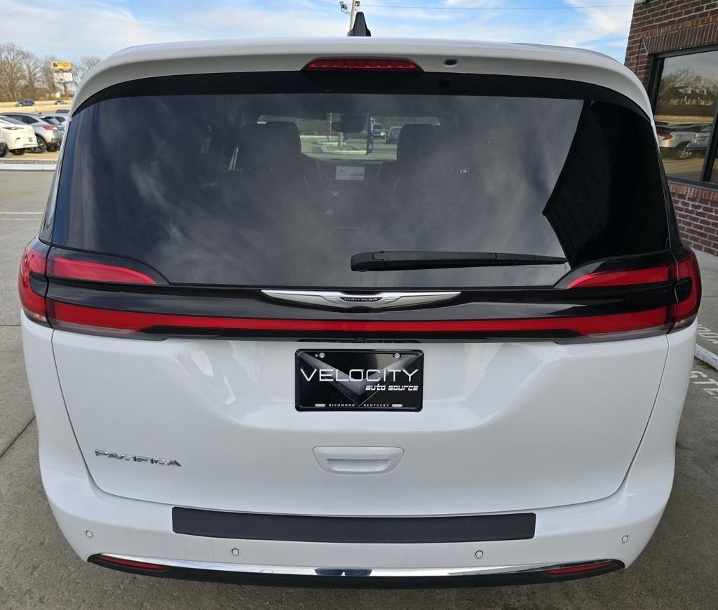 Chrysler Pacifica  2024