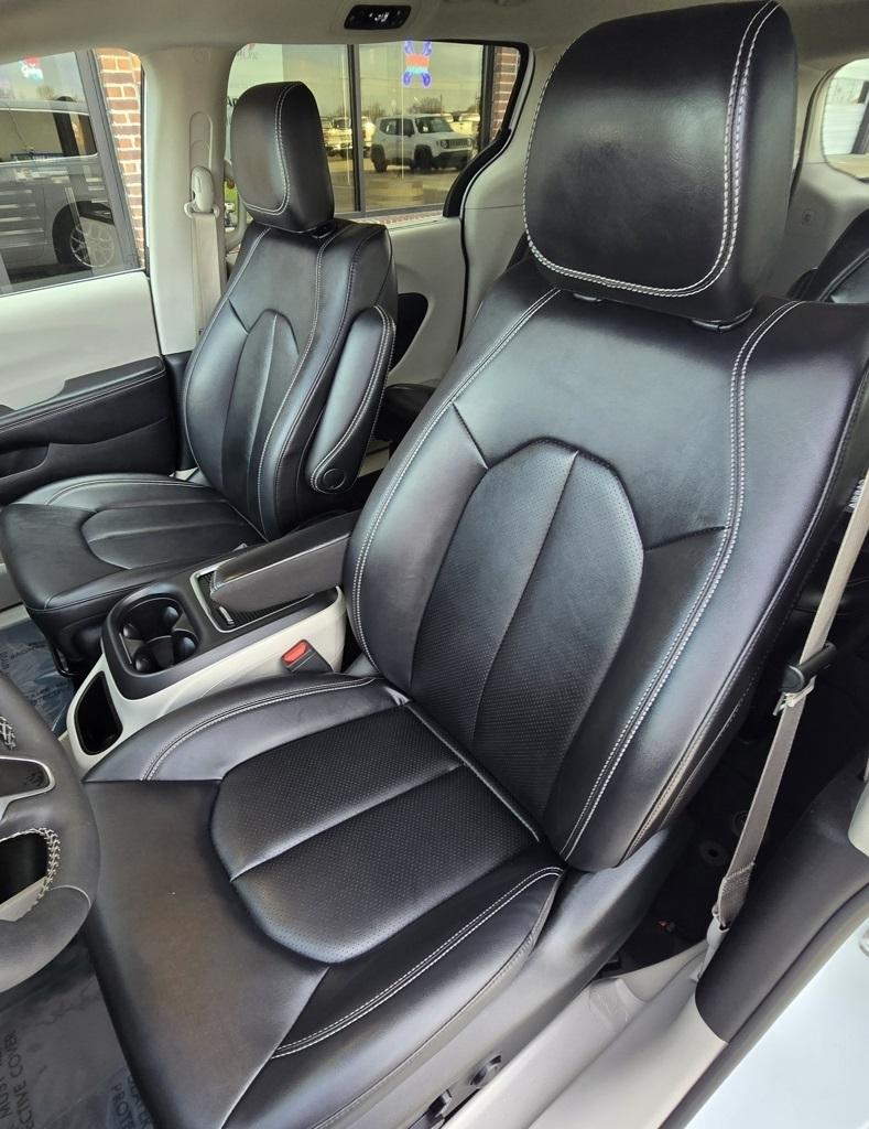 Chrysler Pacifica  2024