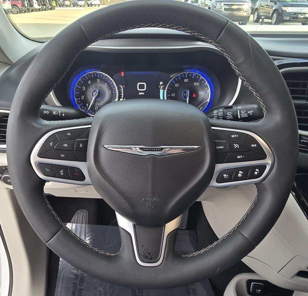 Chrysler Pacifica  2024