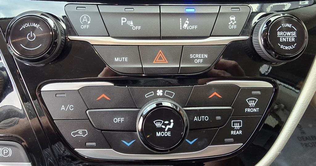 Chrysler Pacifica  2024