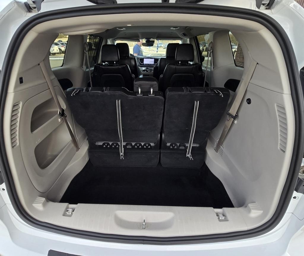 Chrysler Pacifica  2024