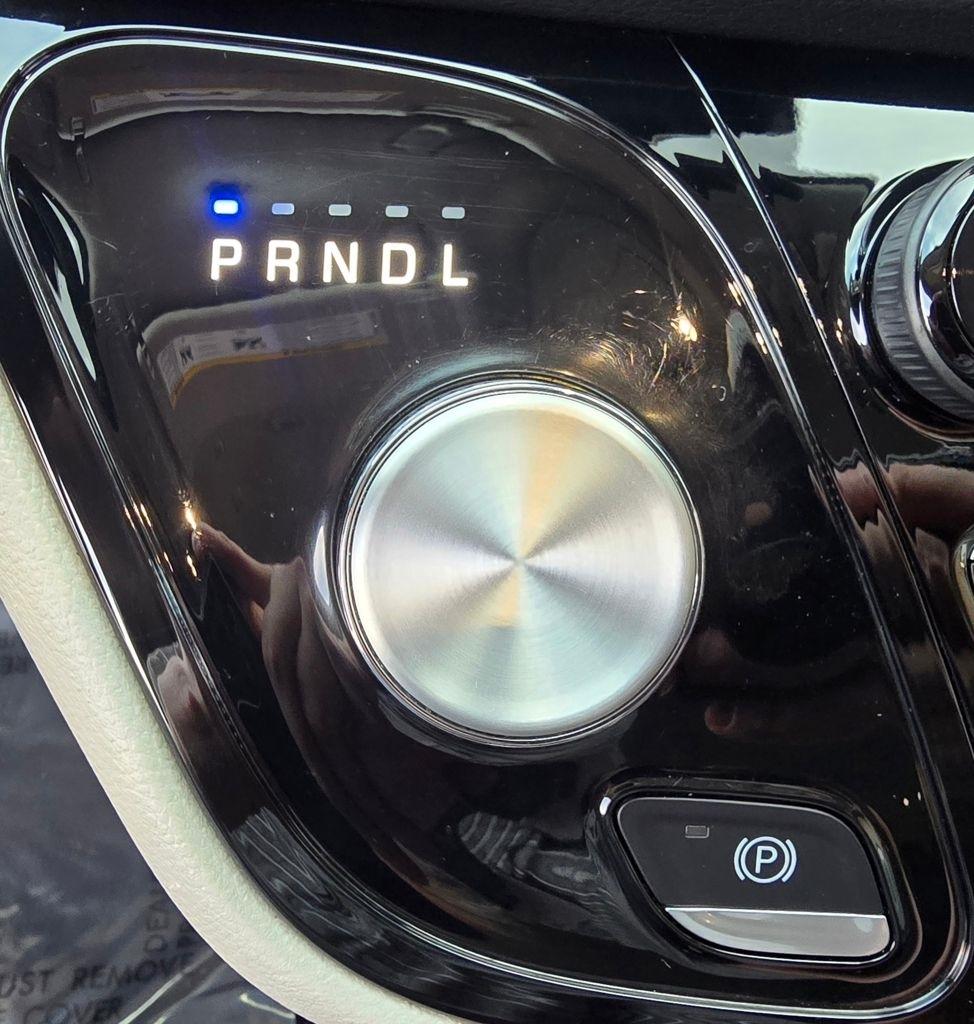 Chrysler Pacifica  2024