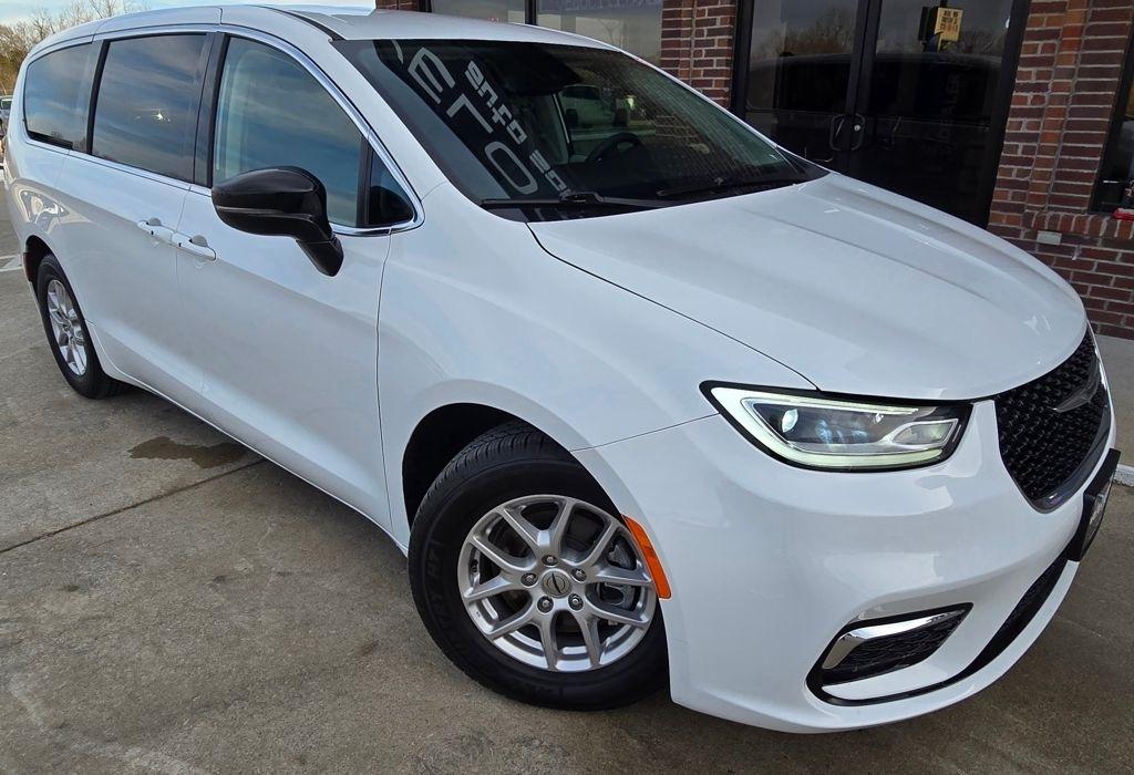 Chrysler Pacifica  2024