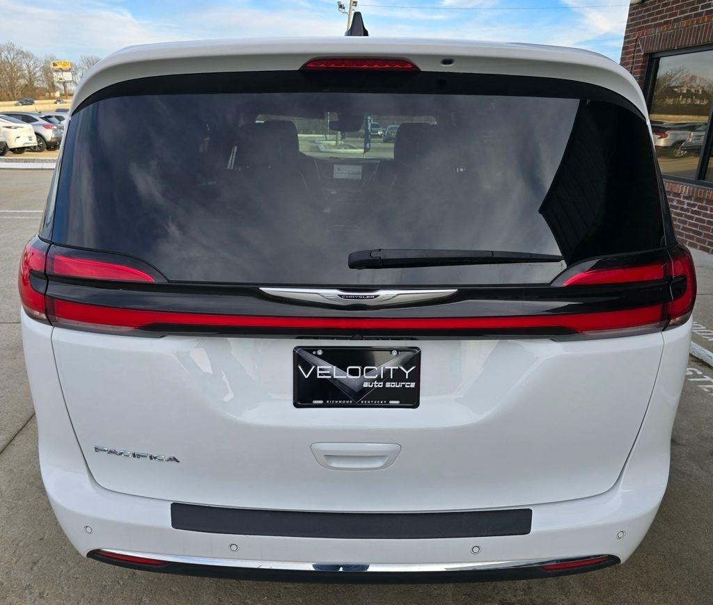 Chrysler Pacifica  2024