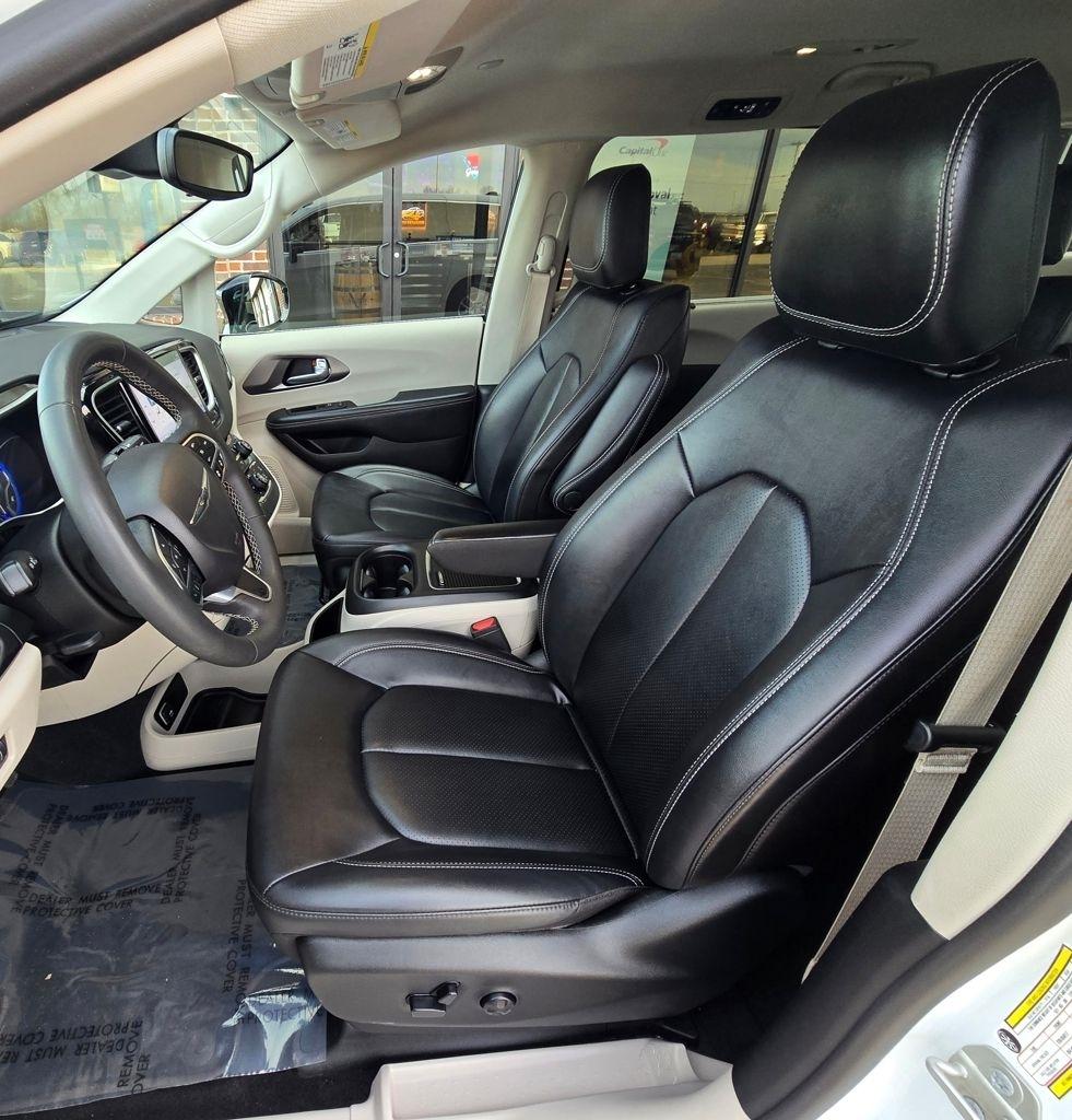 Chrysler Pacifica  2024