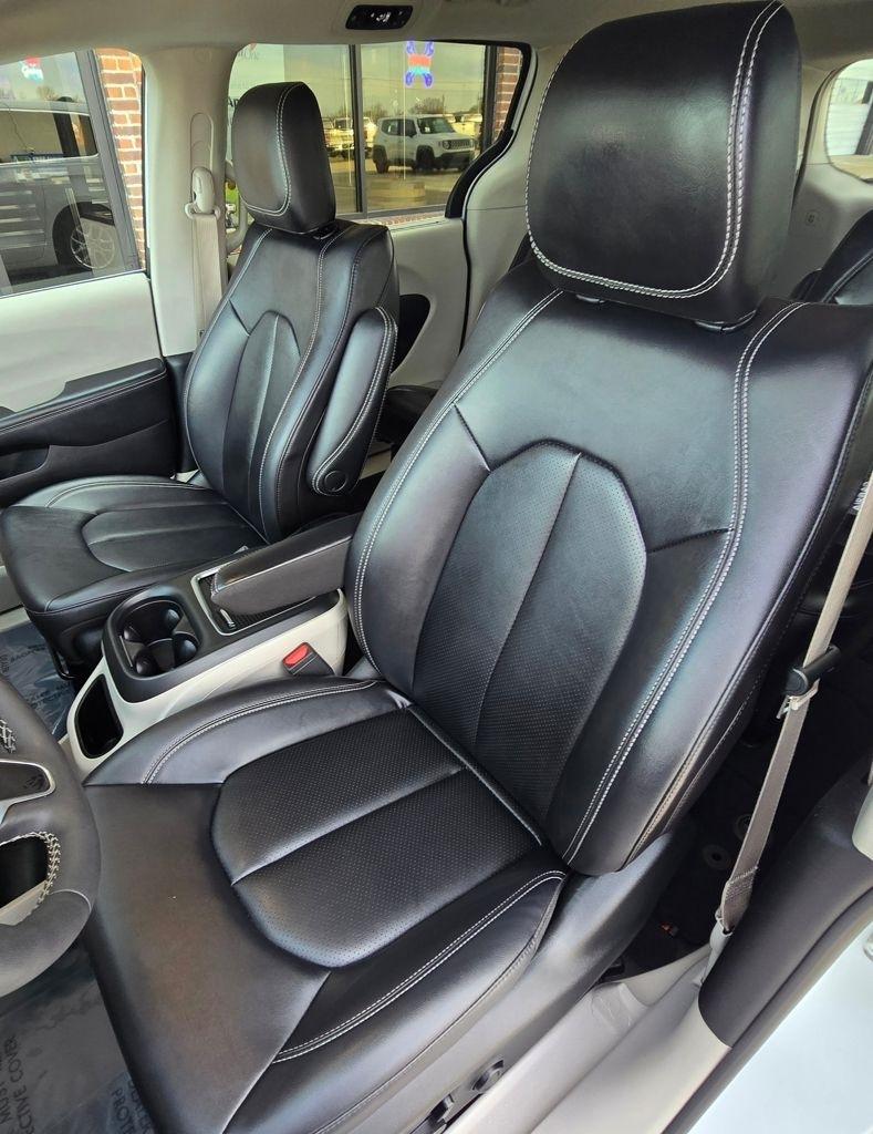 Chrysler Pacifica  2024