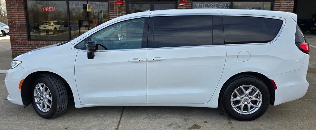 Chrysler Pacifica  2024