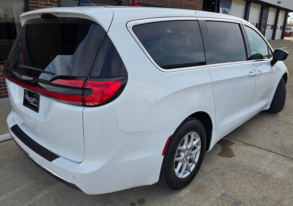 Chrysler Pacifica  2024