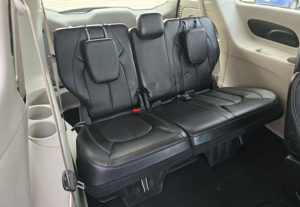 Chrysler Pacifica  2024