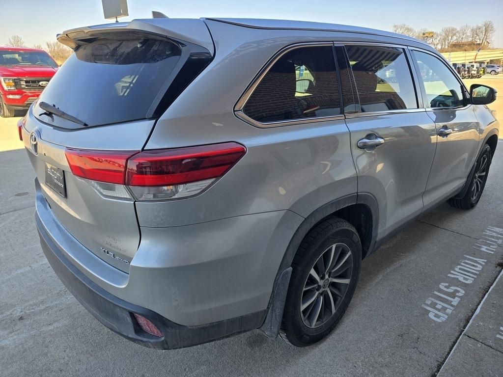 Toyota Highlander  2019