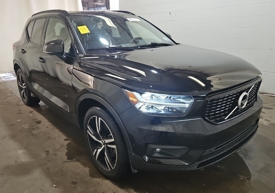 Volvo XC40  2022