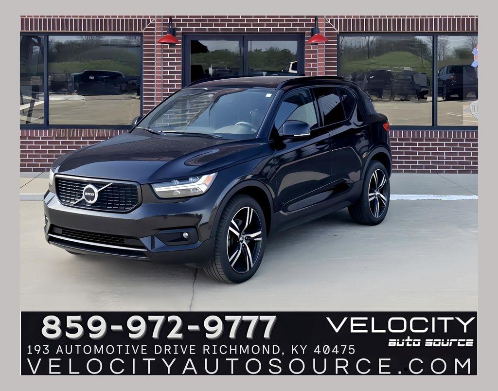 Volvo XC40  2022
