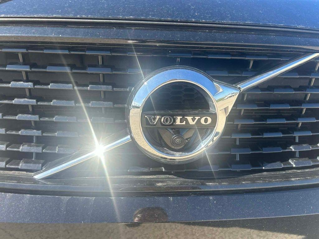 Volvo XC40  2022