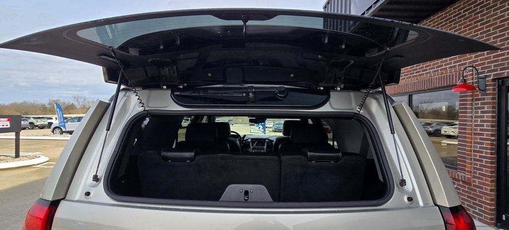 Chevrolet Tahoe  2017