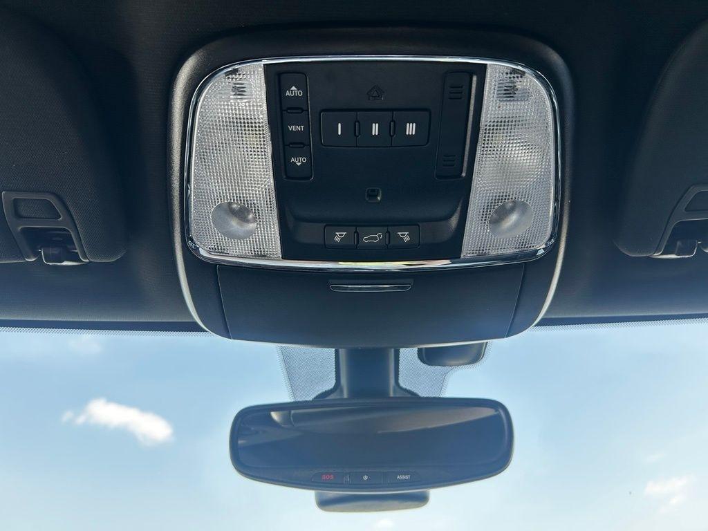 Jeep Grand Cherokee  2020