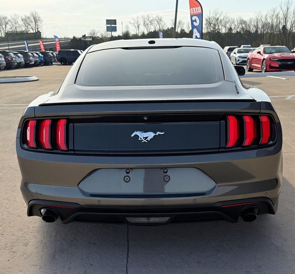 Ford Mustang  2018