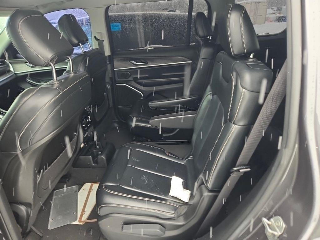 Jeep Grand Cherokee  2021