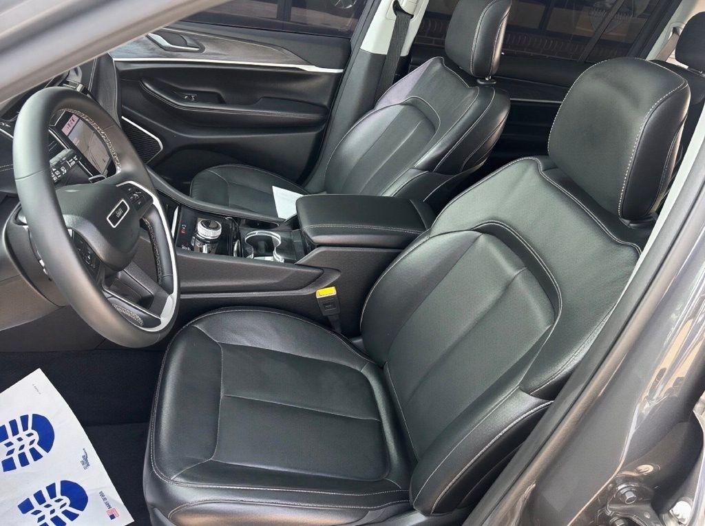 Jeep Grand Cherokee  2021