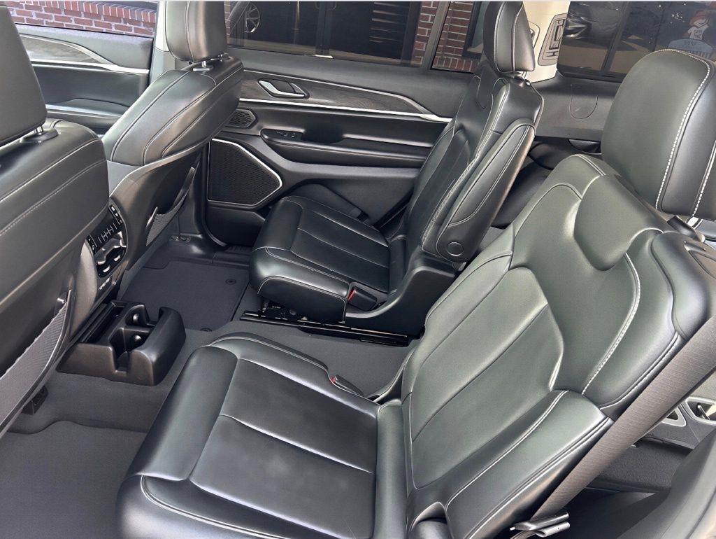 Jeep Grand Cherokee  2021