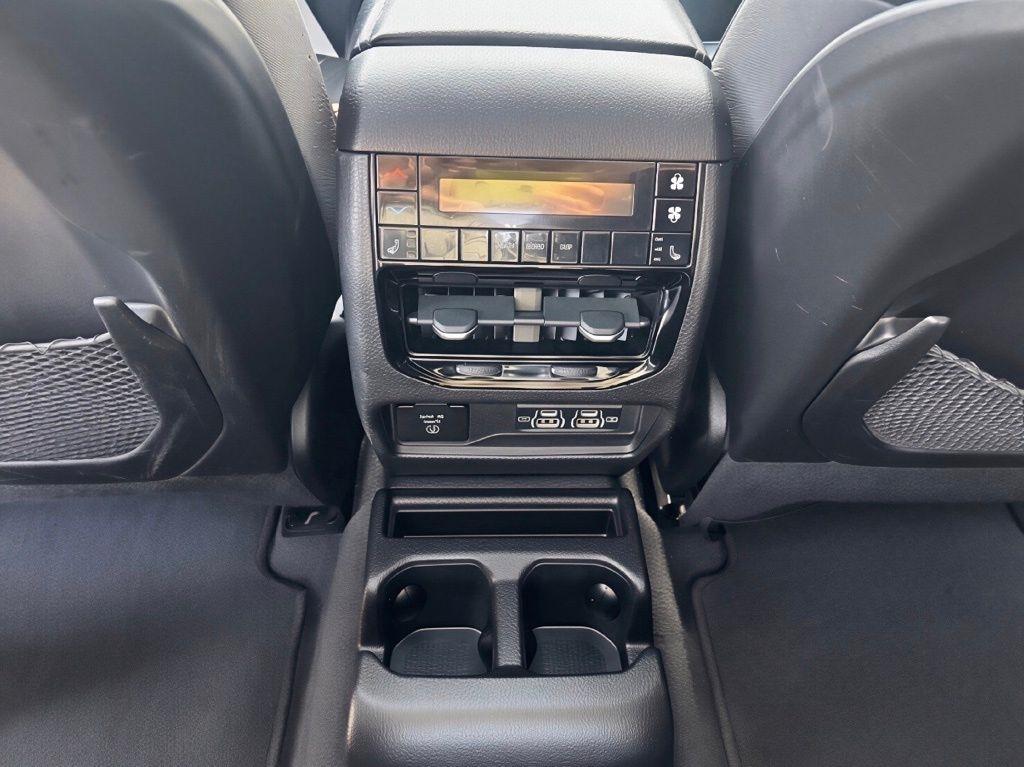 Jeep Grand Cherokee  2021