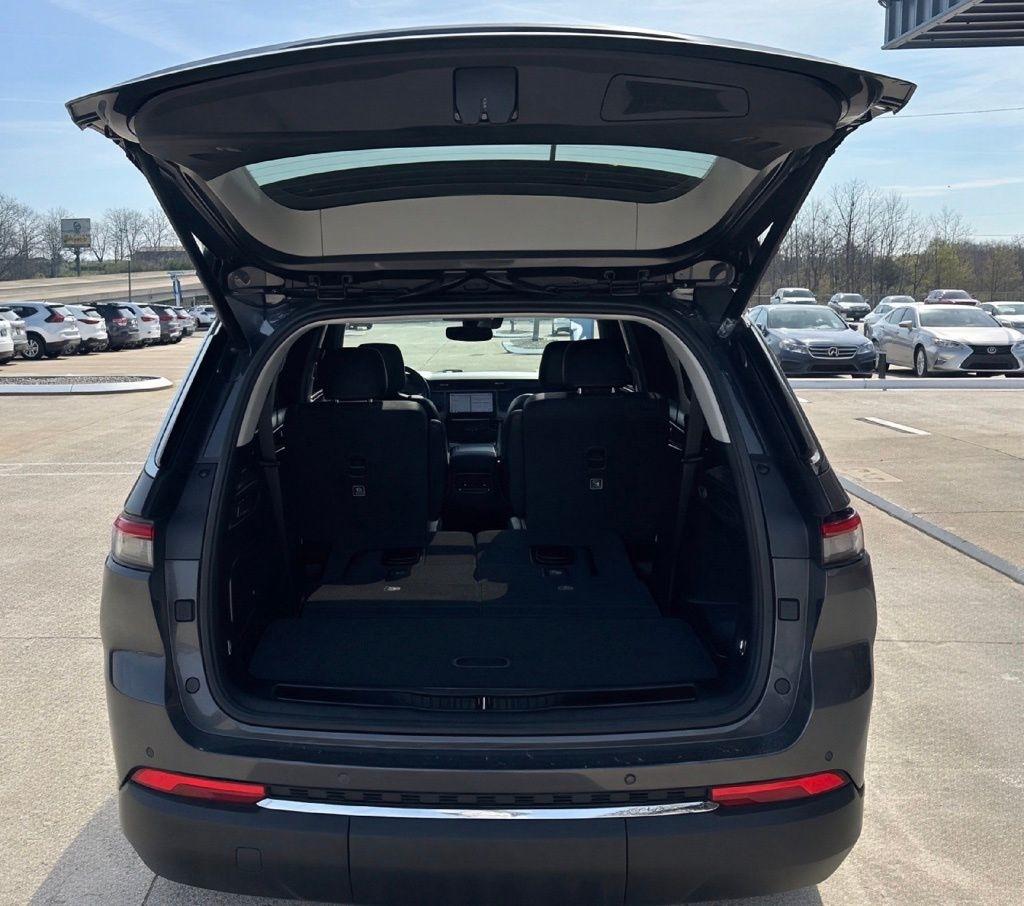 Jeep Grand Cherokee  2021