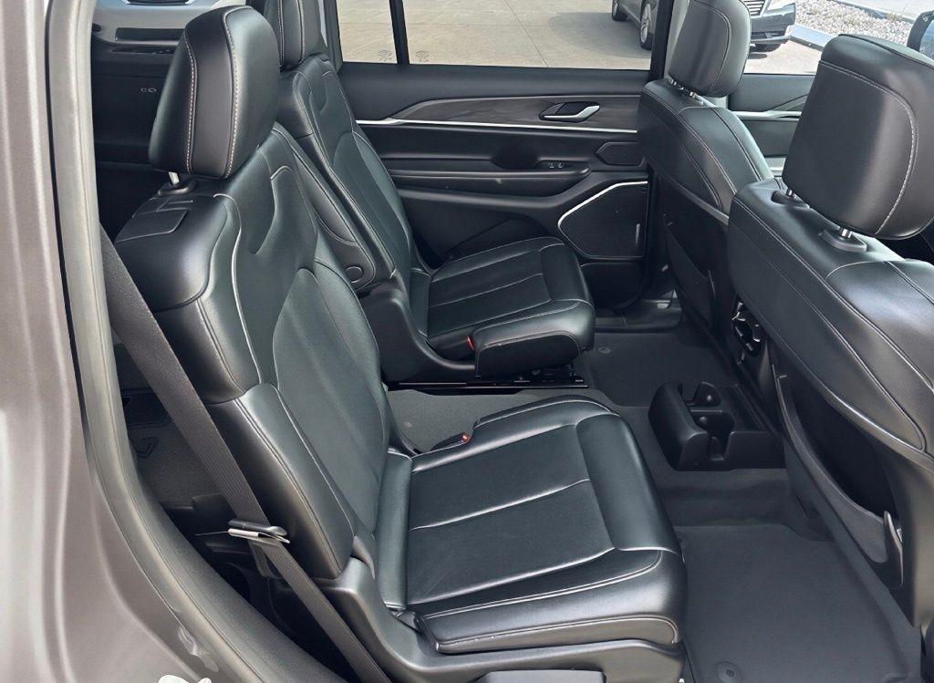 Jeep Grand Cherokee  2021