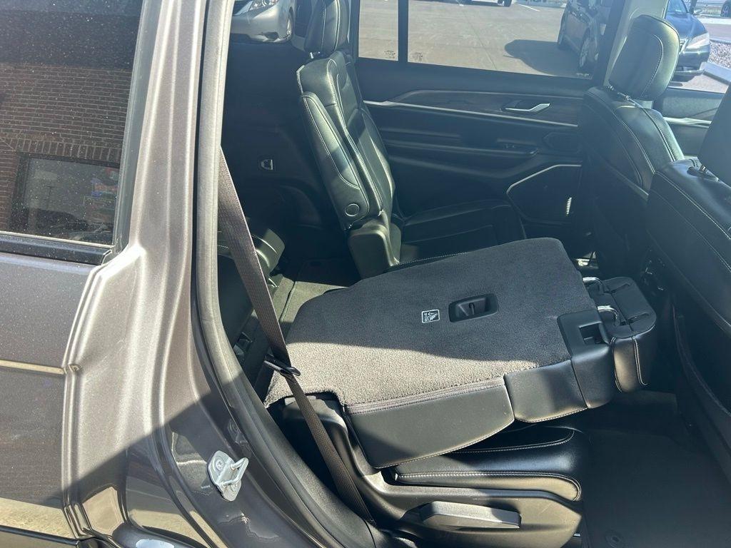 Jeep Grand Cherokee  2021