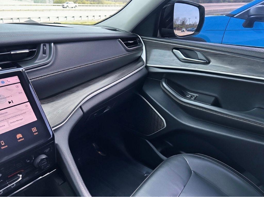 Jeep Grand Cherokee  2021