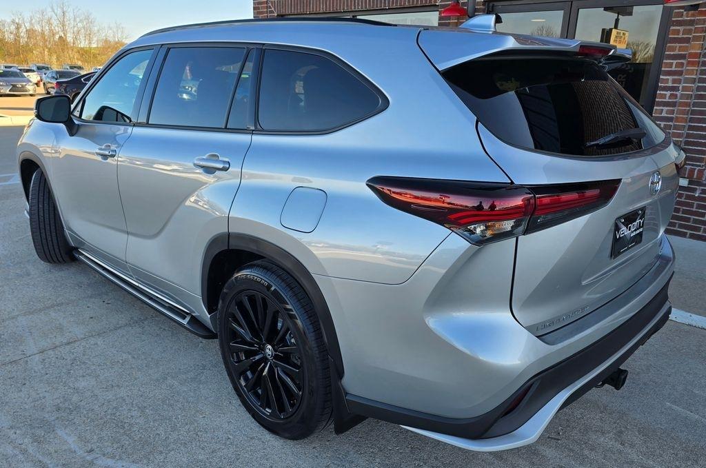 Toyota Highlander  2024