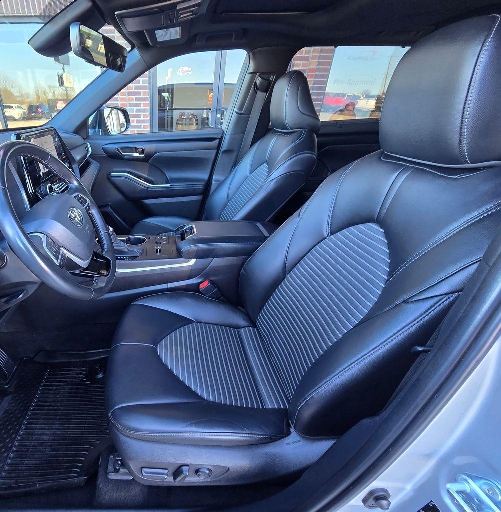 Toyota Highlander  2024