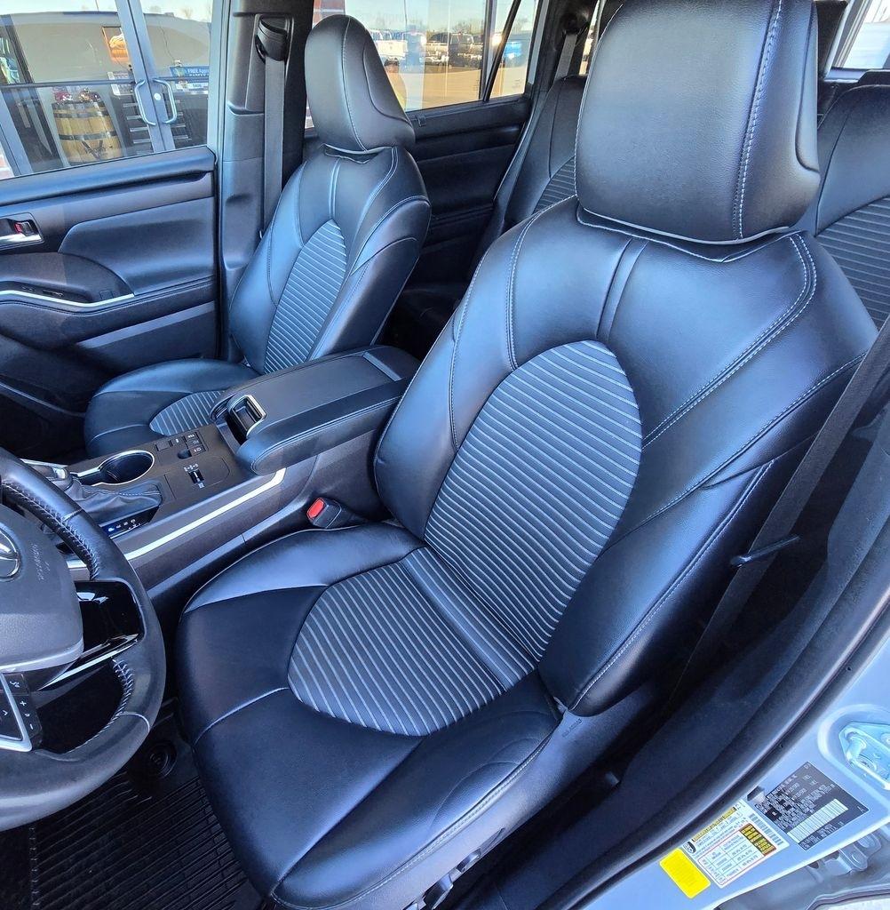 Toyota Highlander  2024