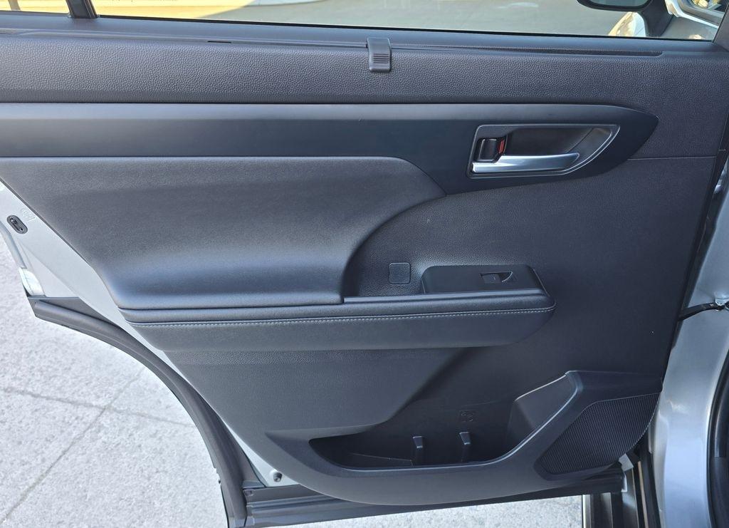 Toyota Highlander  2024