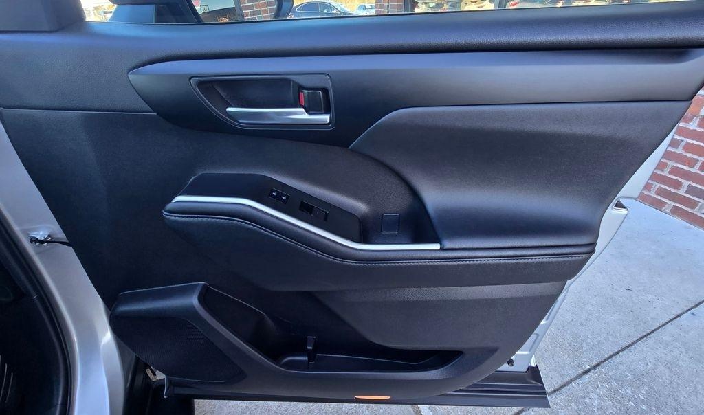 Toyota Highlander  2024