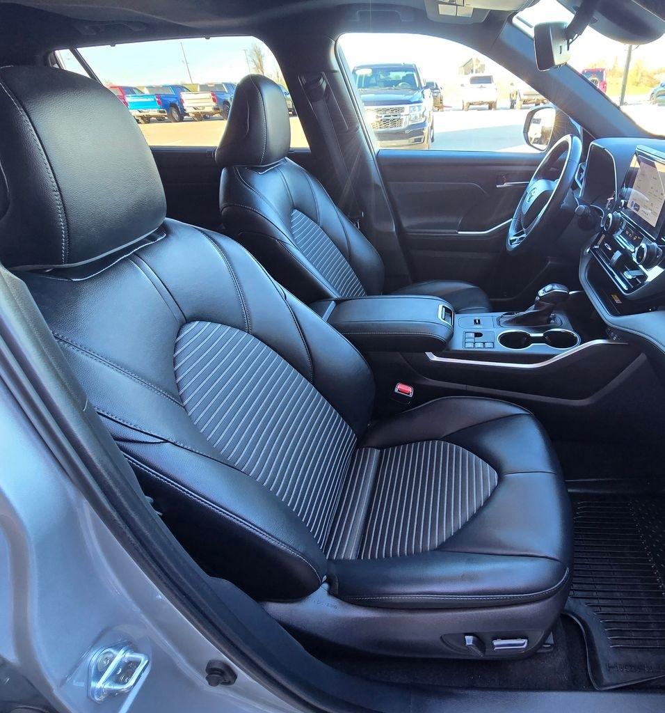 Toyota Highlander  2024