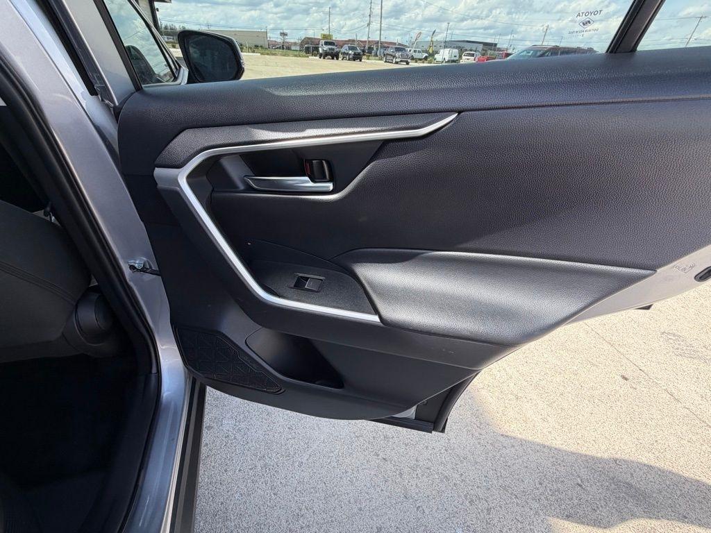 Toyota RAV4 Hybrid  2022