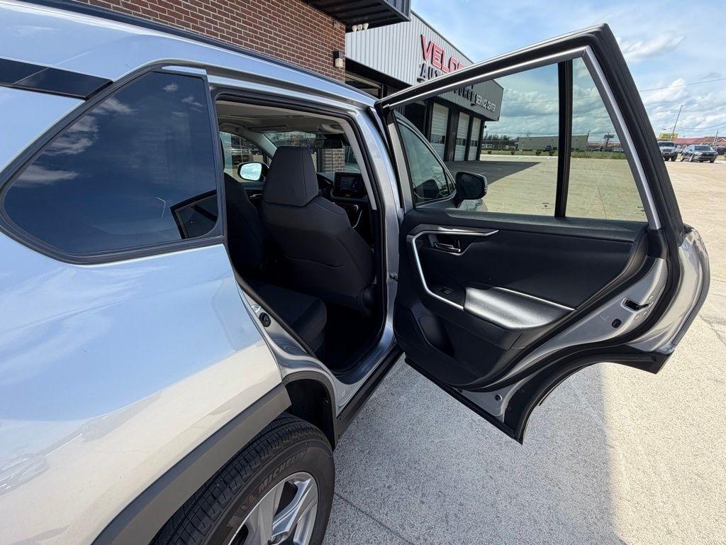 Toyota RAV4 Hybrid  2022