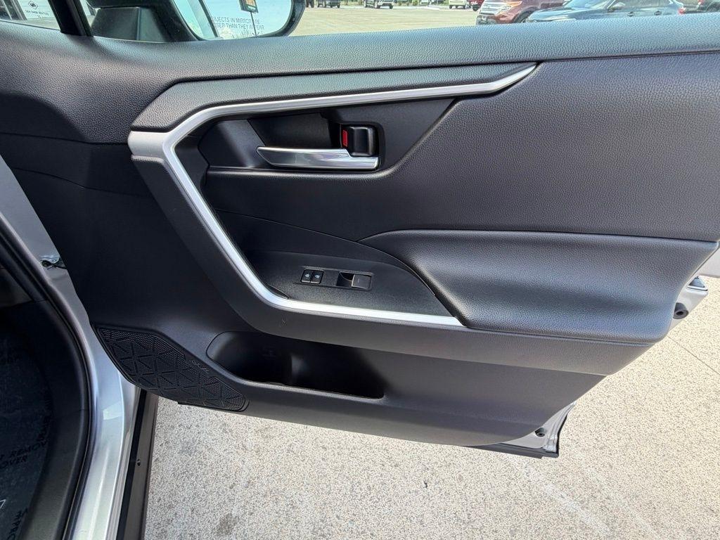 Toyota RAV4 Hybrid  2022