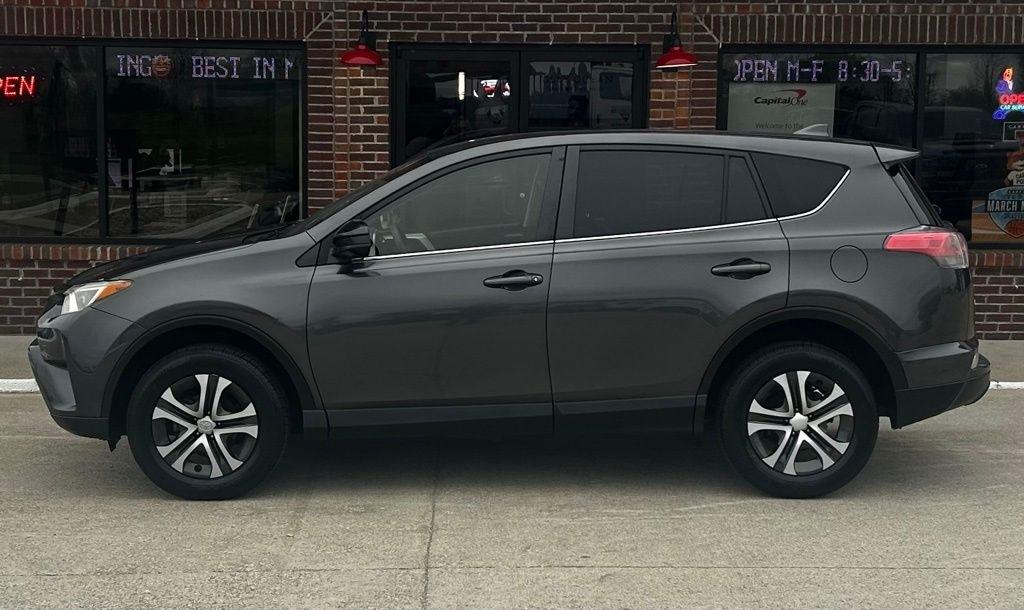 Toyota RAV4  2018
