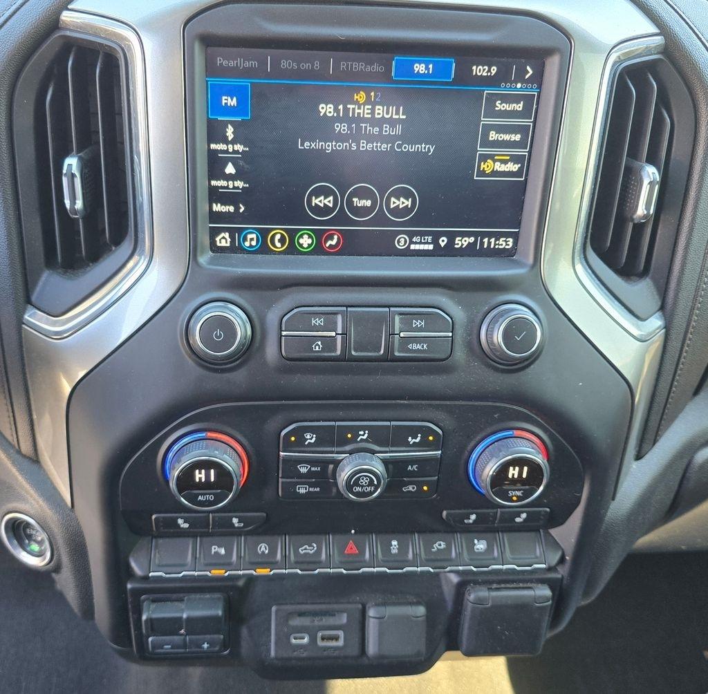 Chevrolet Silverado 1500  2021