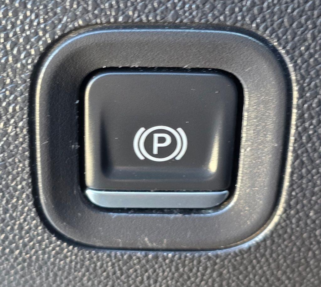 Chevrolet Silverado 1500  2021