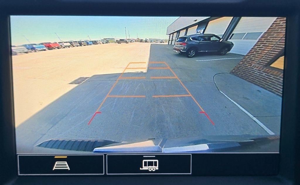 Chevrolet Silverado 1500  2021