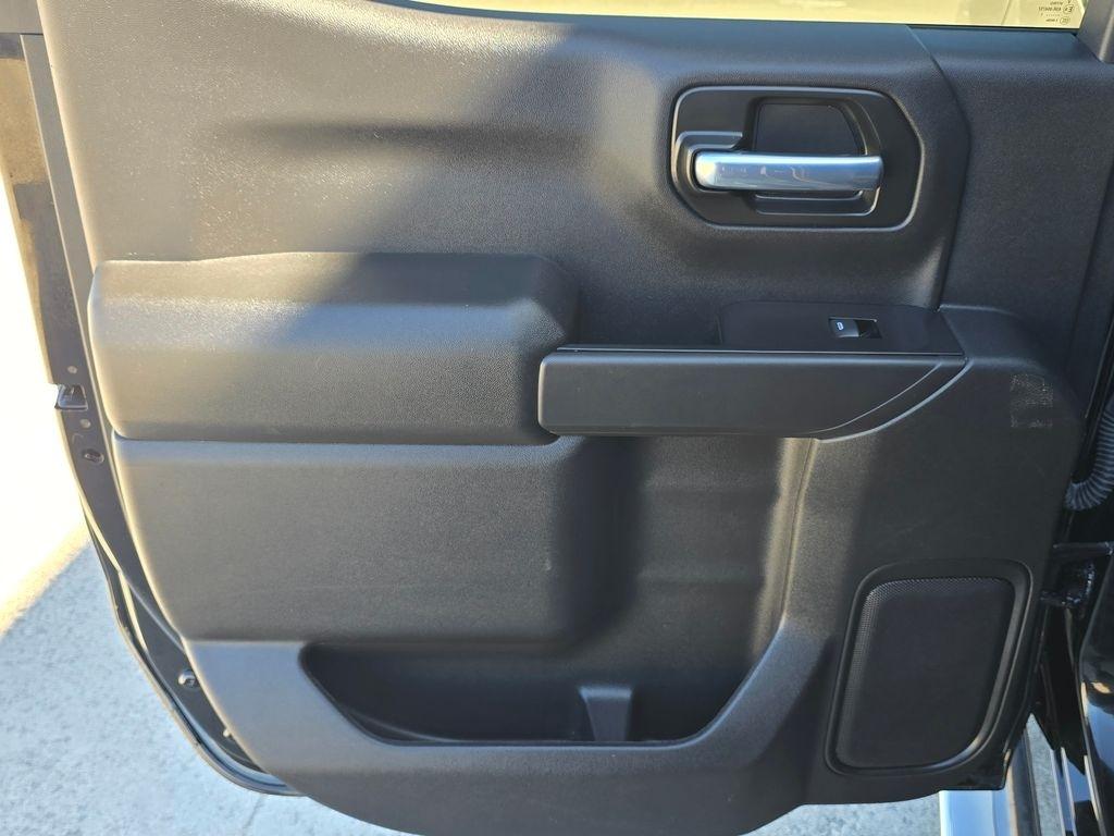 Chevrolet Silverado 1500  2021