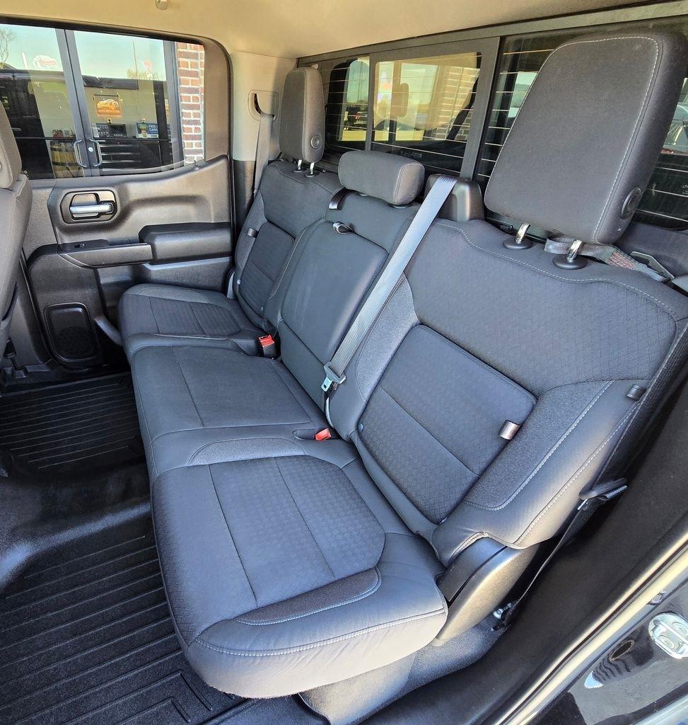 Chevrolet Silverado 1500  2021