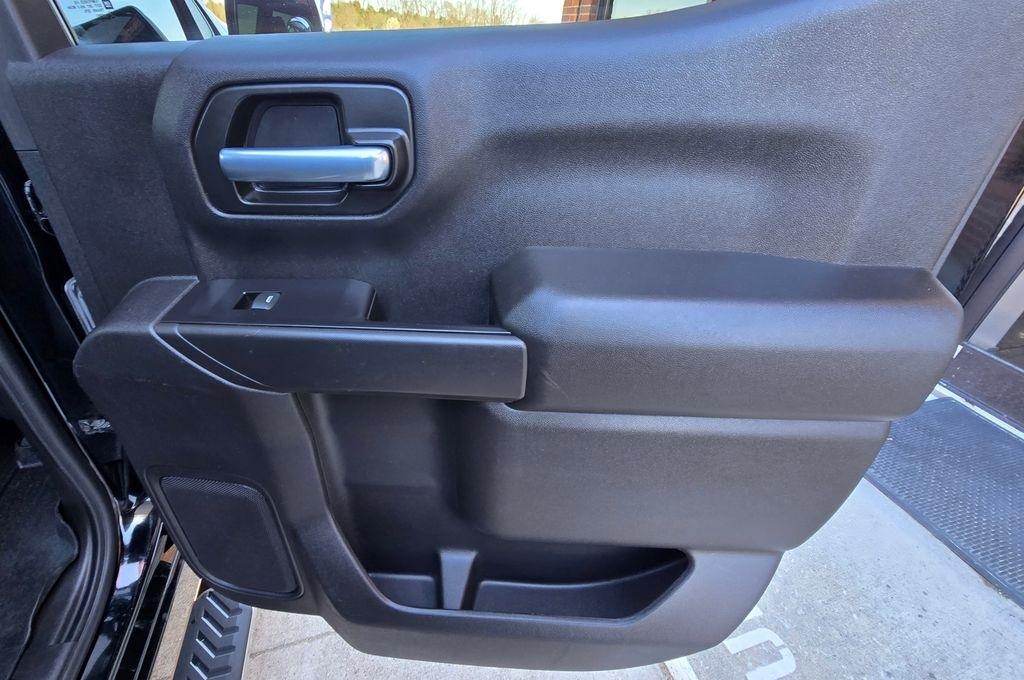 Chevrolet Silverado 1500  2021