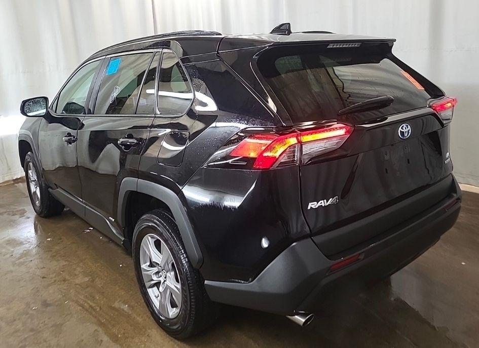 Toyota RAV4 Hybrid  2023