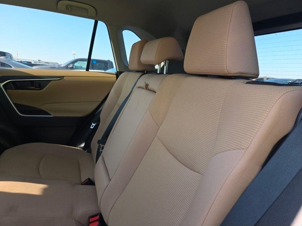 Toyota RAV4 Hybrid  2023