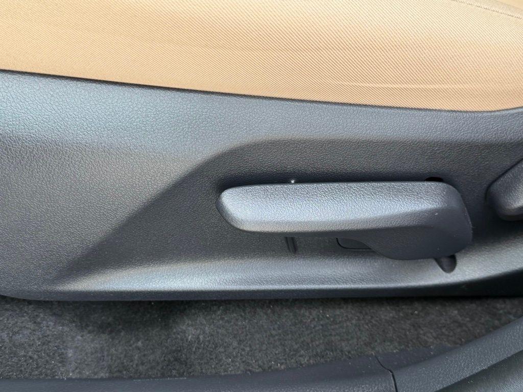 Toyota RAV4 Hybrid  2023