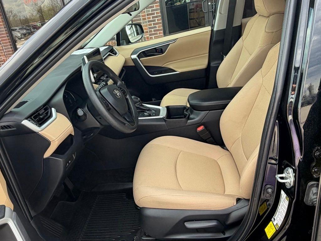 Toyota RAV4 Hybrid  2023